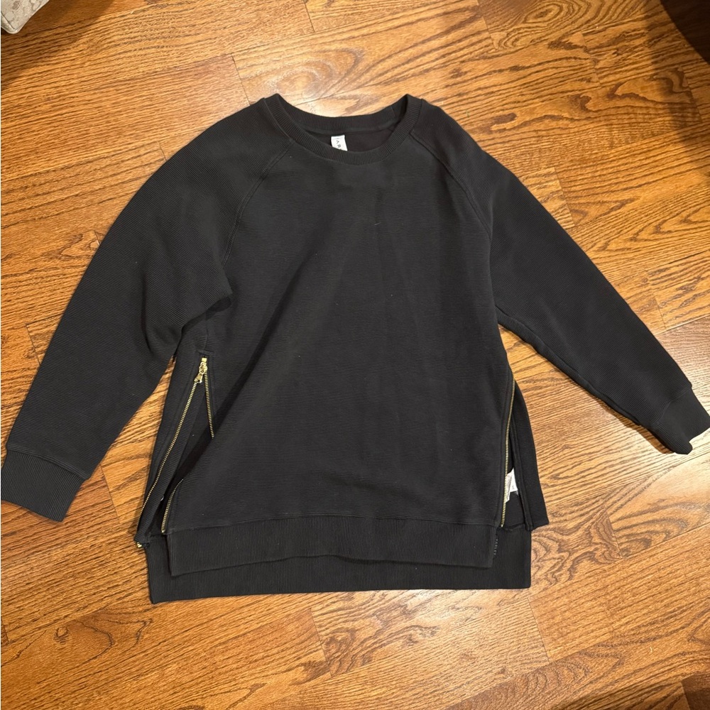 Varley Black Crewneck Sweater with Gold Zipper